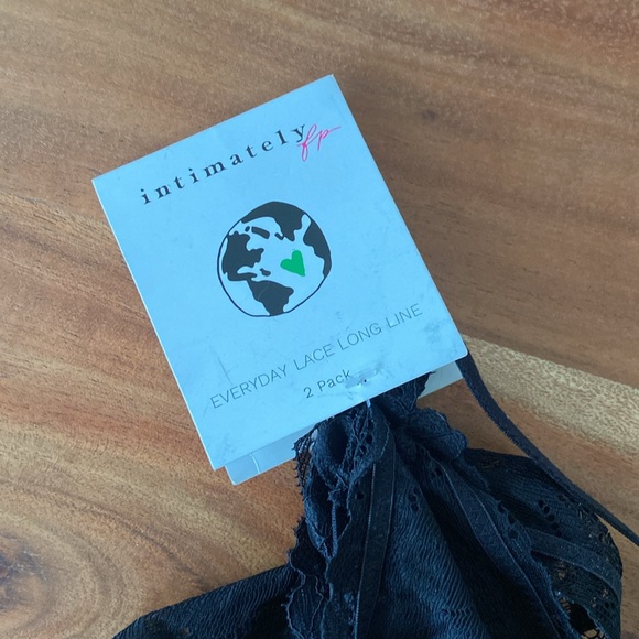 SET OF 2 Free People black lace bralette everyday long line triangle bras small - Picture 4 of 15